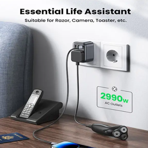 UGREEN CD314 (15290) 4-in-1 Travel Plug Adapter Image 1